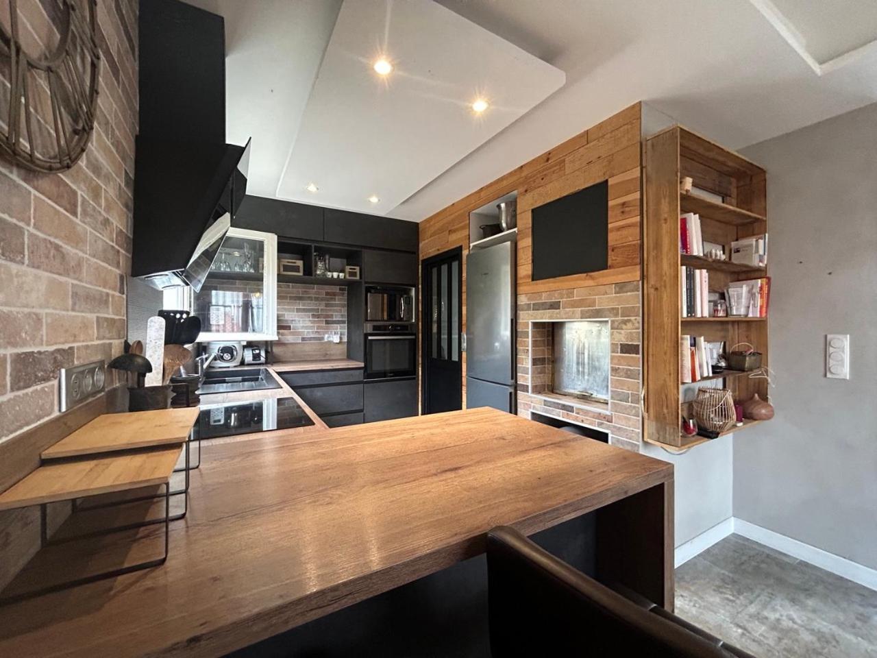 Comme A La Maison Narbonne Exterior photo